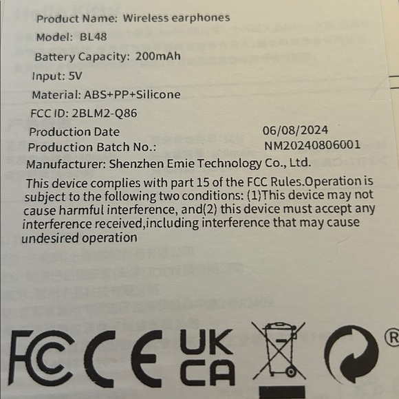 Hello Kitty Wireless Earbuds
Universally compatible with IOS and Android - Picture 3 of 4